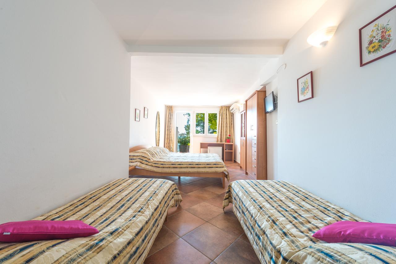 Villa Carmen Rooms & Apartments Млини Экстерьер фото
