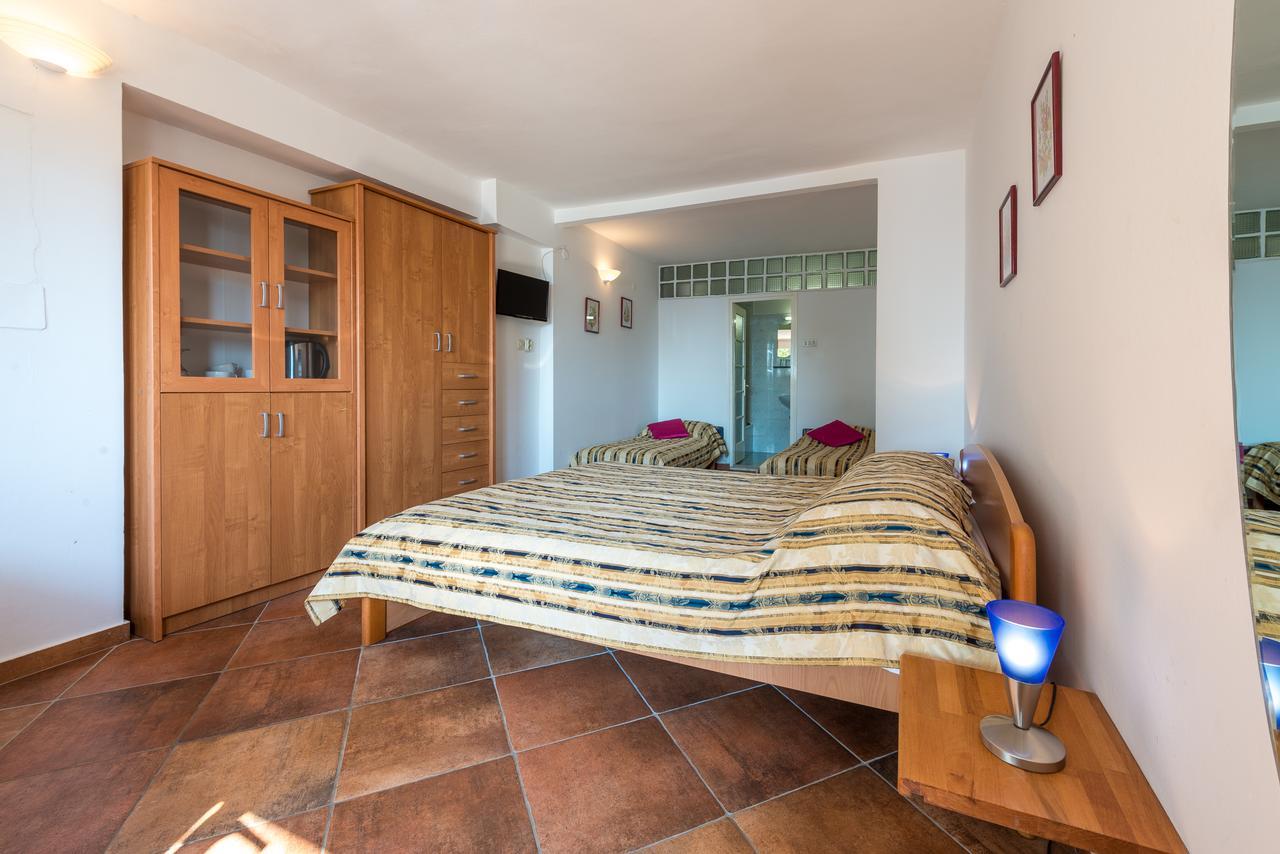Villa Carmen Rooms & Apartments Млини Экстерьер фото